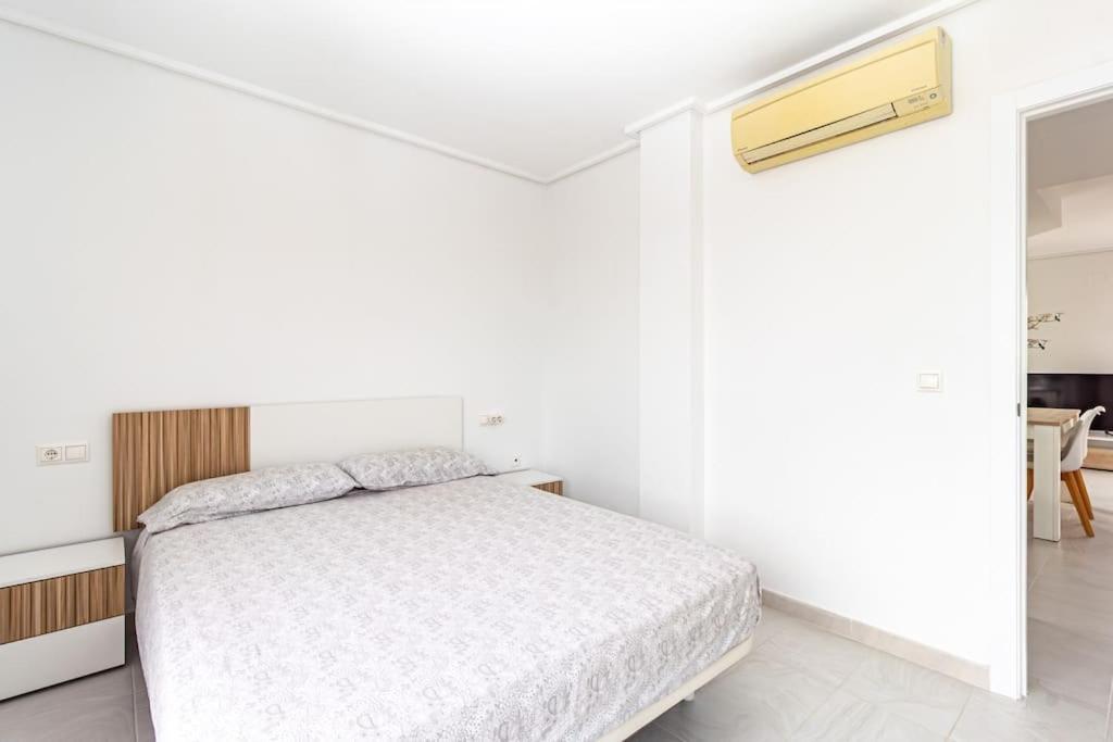 Atico Con Terraza Y Piscina Leilighet Peñíscola Eksteriør bilde