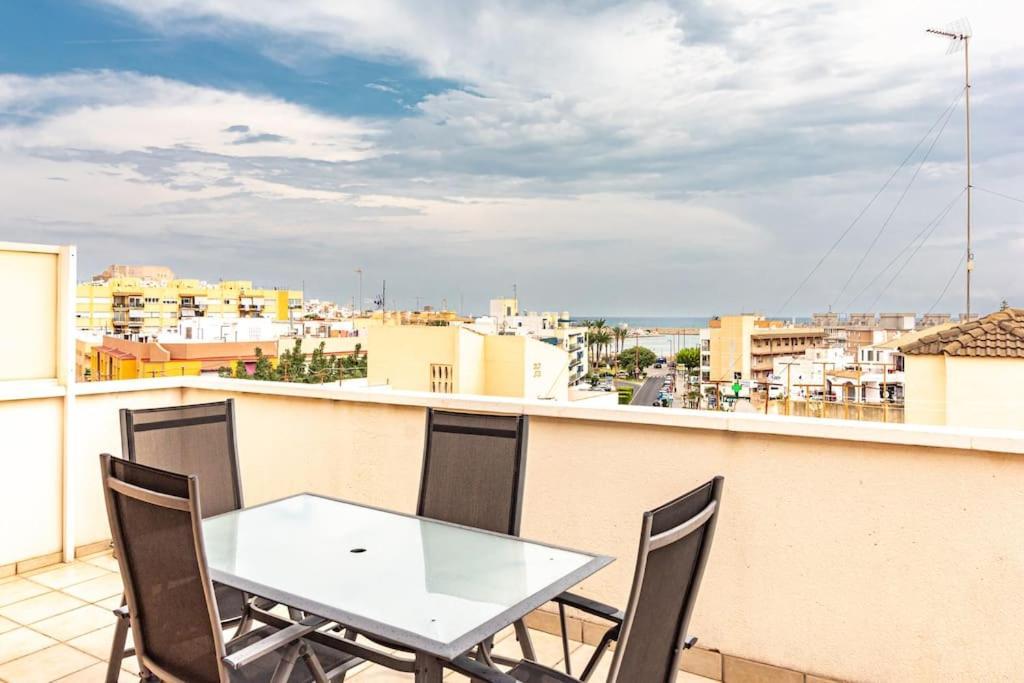 Atico Con Terraza Y Piscina Leilighet Peñíscola Eksteriør bilde